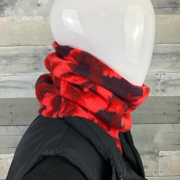 Red roses rose flowers gaiter neck warmer fleece Scarf Tube Earmuff Gator cowl - Picture 4 of 9